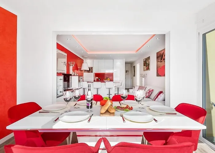Ines Luxury *